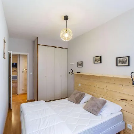 Renove 4-6 Pers, Centre-ville Avec Balcon Et Wifi, A 600m Des Pistes - Fr-1-401-249 * コテレ